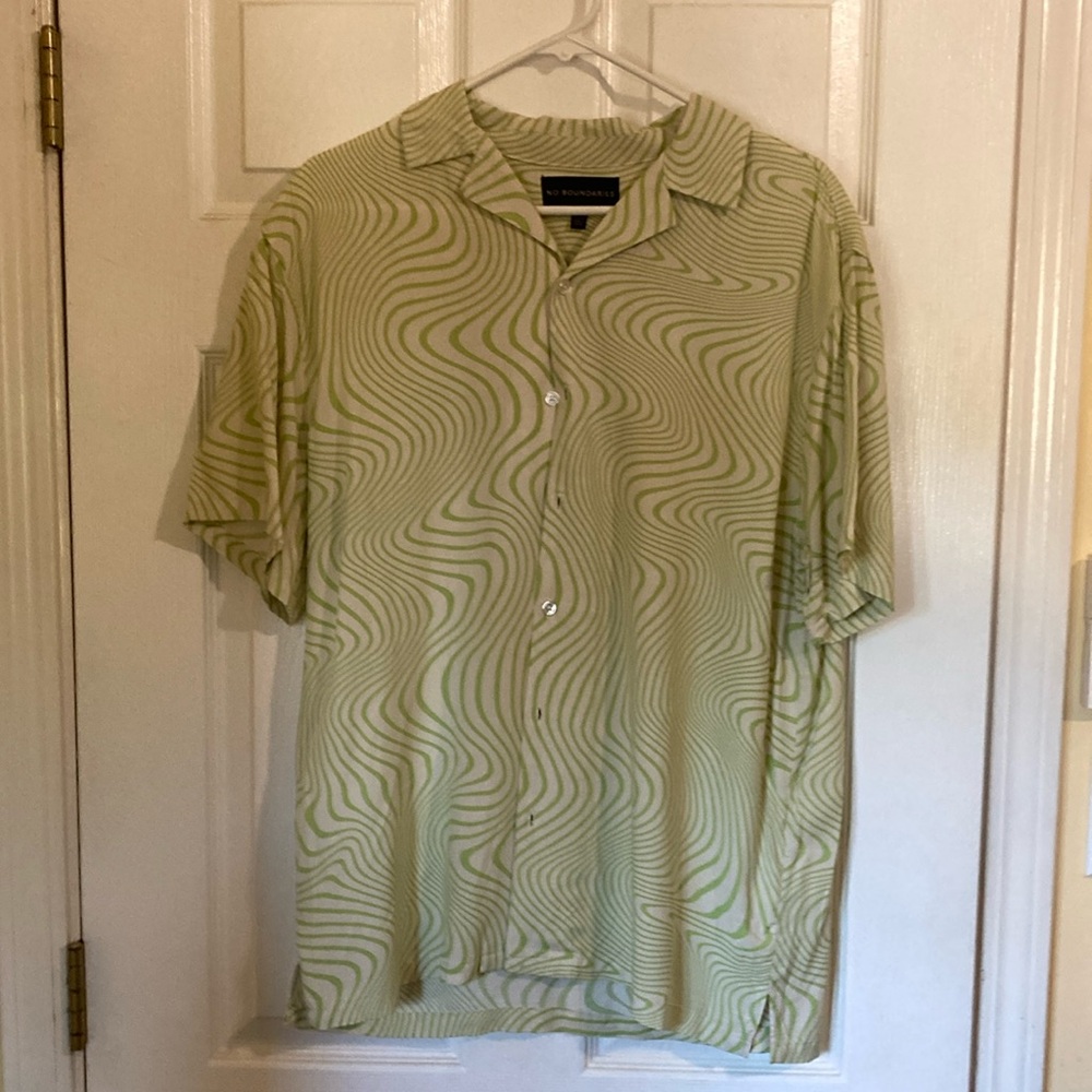 No Boundaries Retro 60s Psychedelic Shirt Green